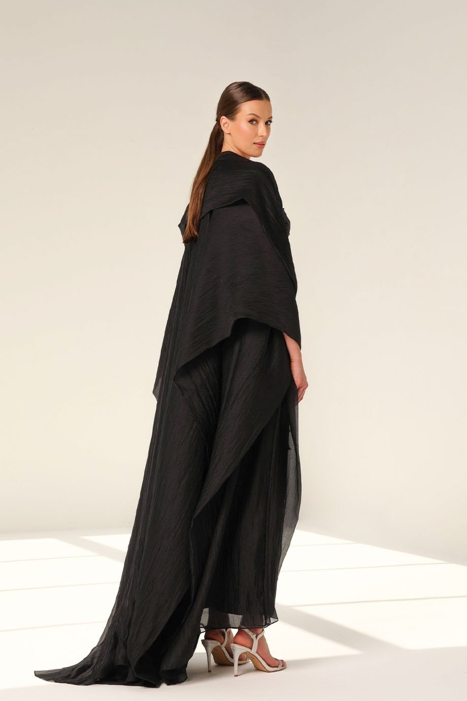TALIN KAFTAN
