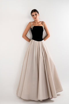 ROYAL DRESS